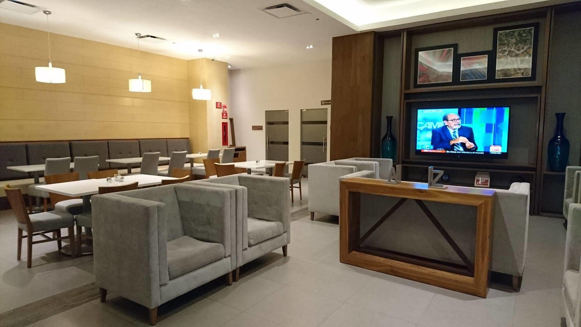 Hampton Inn By Hilton Эрмосильо Экстерьер фото